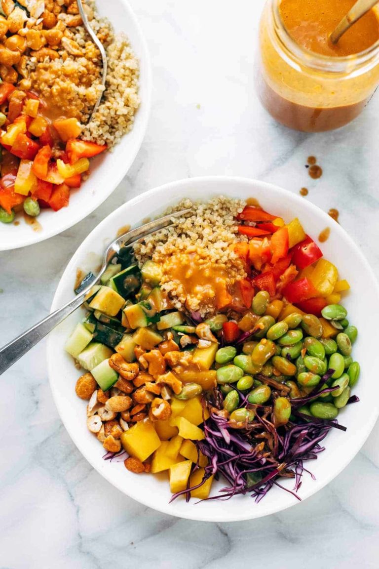 Quinoa crunch salad in bowls.